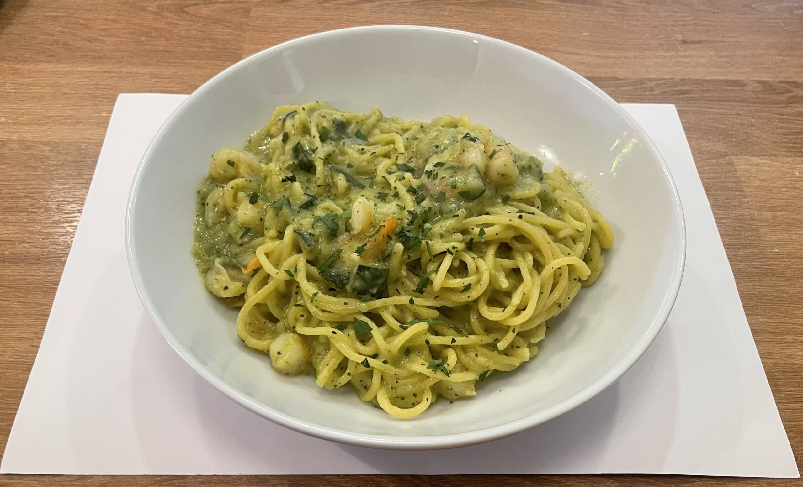 Spaghetti with Zucchini Sauce and Prawns